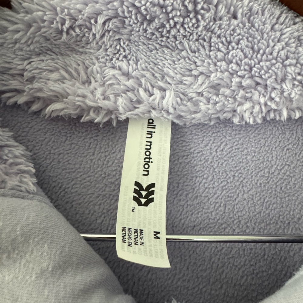 All in Motion - Sherpa pullover - Picture 3 of 3